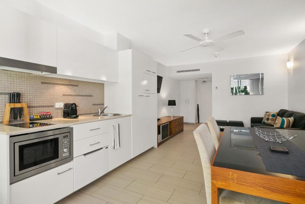 Palm Cove Beach Apartment Exterior photo